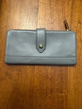 Fossil Classic Gray Leather Women's Wallet